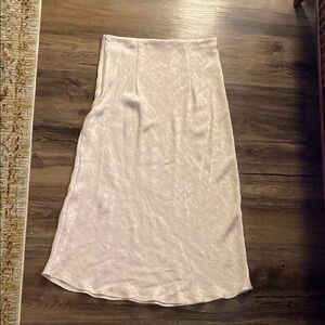 Express Cream Maxi Skirt